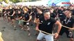 #Tahitivaa2018 Impressionnant haka maori ! Ils sont plus de 500 rameurs à s'être déplacés de Nouvelle Zélande pour les Championnats du monde de va'a vitesse. #A