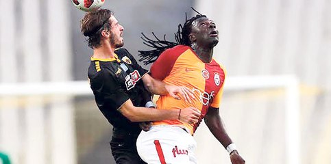 Bafetimbi Gomis Yine Kayıplarda