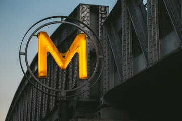 Métro parisien : des passagers bloqués près de deux heures !