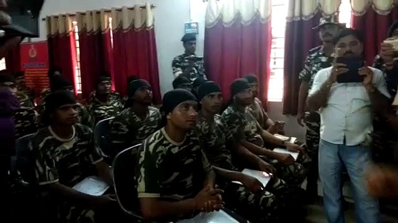 dgp says make naxals battle them six inches short