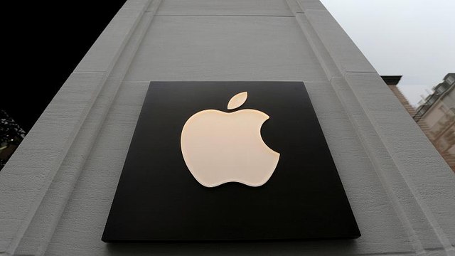 Borsa, Apple fa il pieno di utili e ricavi. Spianata la corsa verso 1.000 mld valore