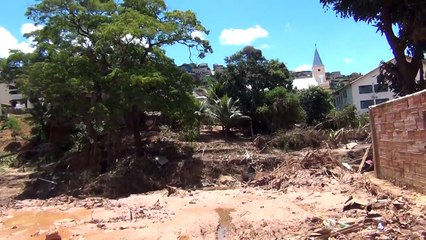 Expedição Rio Casca   A cidade depois a inundação 3