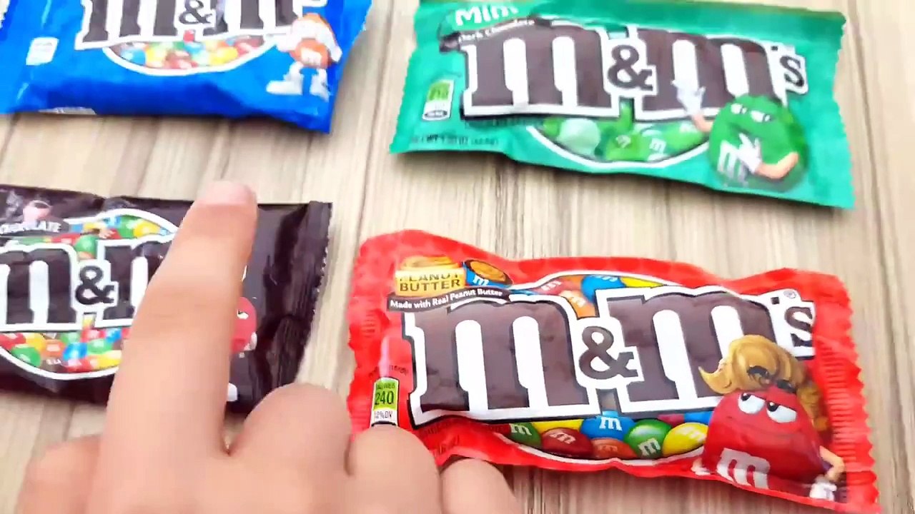 Anak-anak Lucu membuat permen M & M DIY, video Menyenangkan untuk Anak-anak