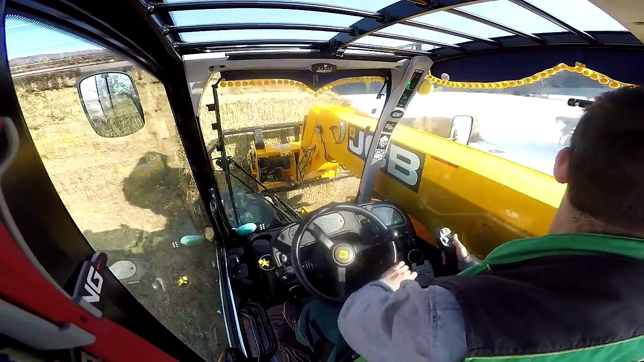 JCB 541-70 Agri Plus | GoPro