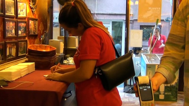 Temassız kredi kartı olanları bekleyen tehlikeyi gözler önüne serdi