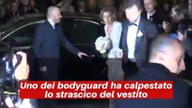 Matrimonio Cracco, il vestito della sposa si strappa improvvisamente (VIDEO) - Notizie.it