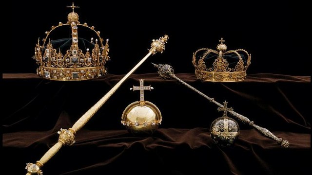 Svezia: ladri rubano gioielli reali e fuggono in barca