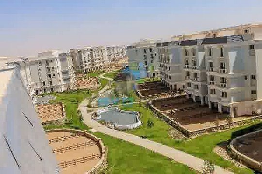 للبيع اى فيلا رووف فى كمبوند ماونتن فيو هايد بارك جاهزة للاستلام