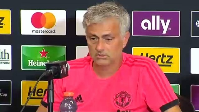 Mourinho: “Nuestras decisiones para el futuro no nos hacen más o menos profesionales”
