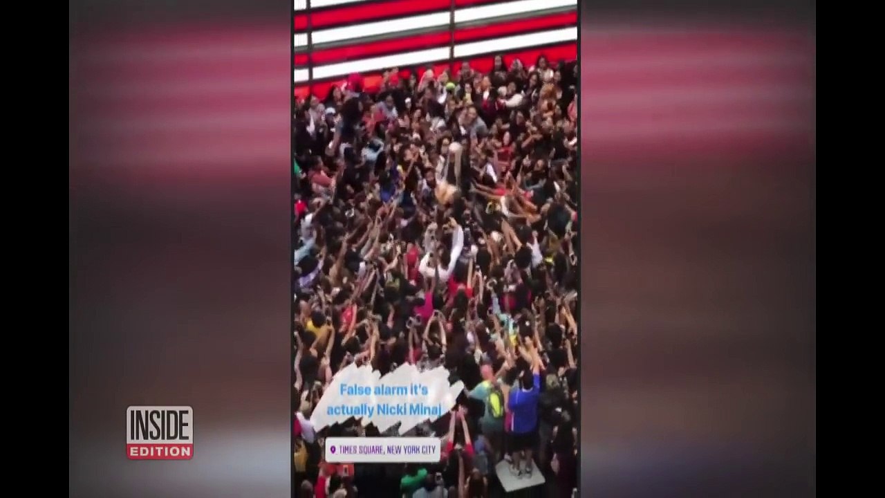 Singer Queen Naija Needs Police Escort After Causing Times Square Stampede