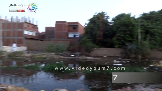 مصرف مصنع سكر كوم أمبو يغرق شوارع البيارة بأسوان