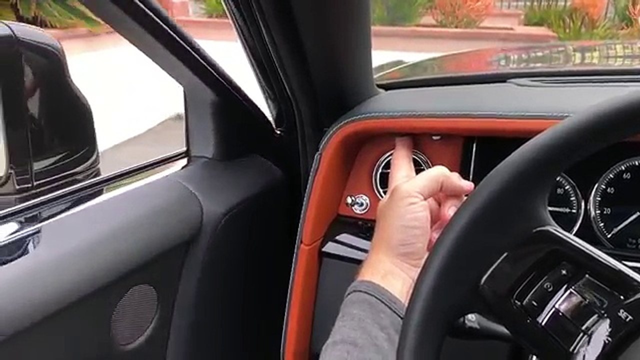 The 2018 Rolls-Royce Phantom Is a $550,000 Ultra-Luxury Car