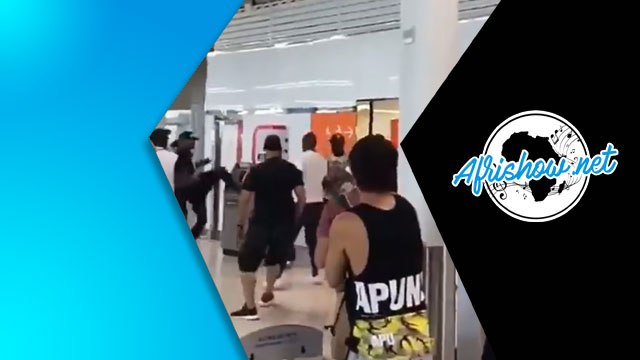 BUZZ - BAGARRE BOOBA vs KAARIS À L'AERPORT DE ORLY