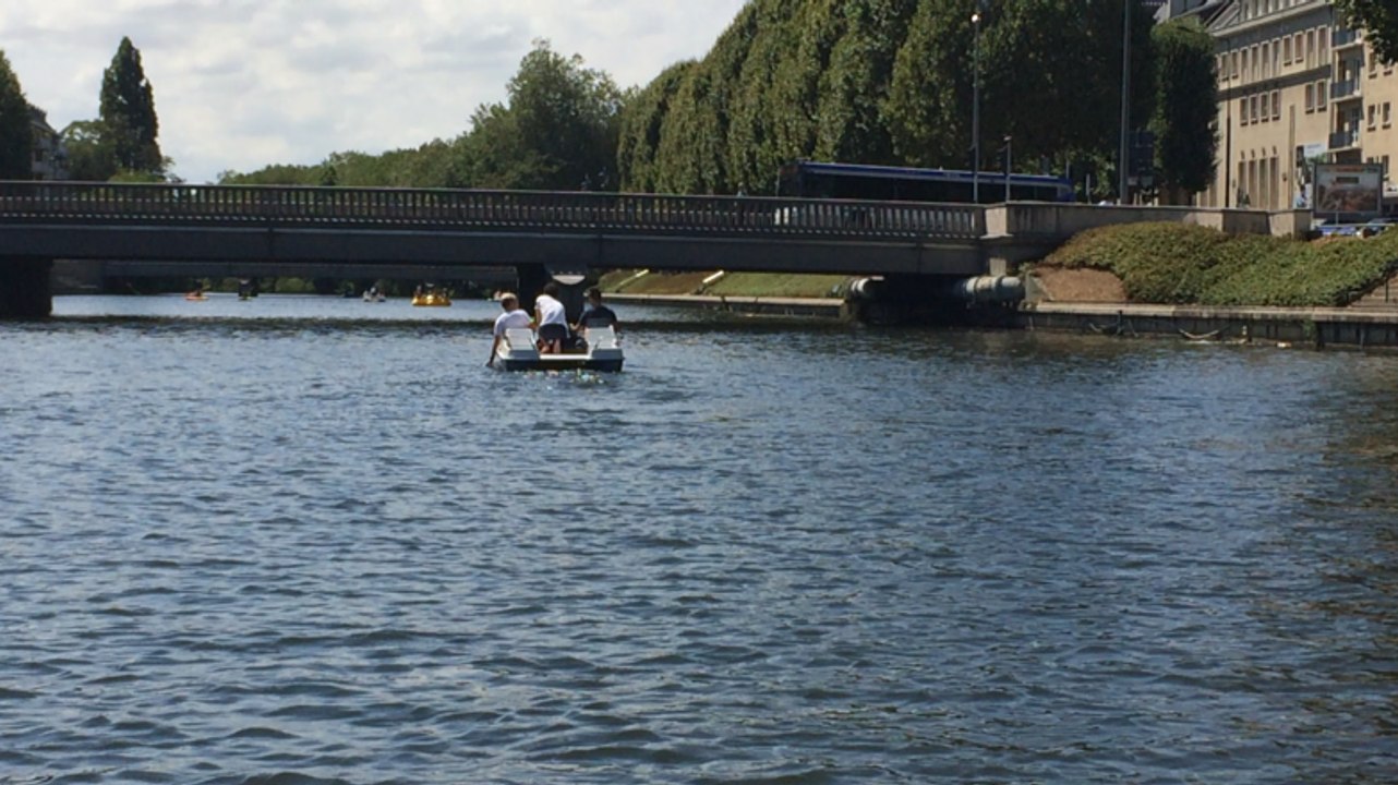Bataille d’eau géante sur les rives de l’Orne !