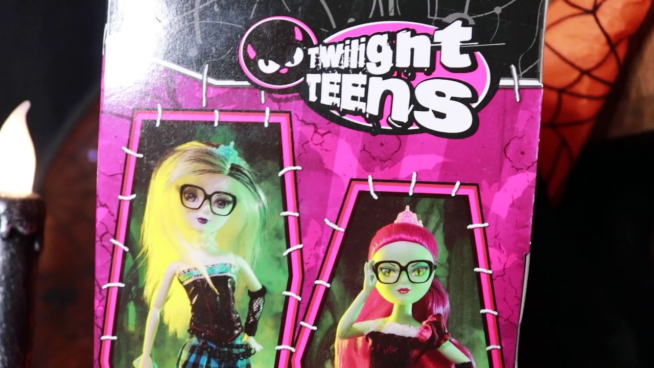 3 POUPEES MONSTRES comme monster high chez Zeeman