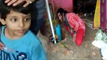 Bihar के Munger में  26 घंटों borewell में फंसी बच्ची का सुरक्षित Rescue | वनइंडिया हिंदी