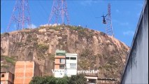 Helicóptero da PM sobrevoa o morro Jesus de Nazareth