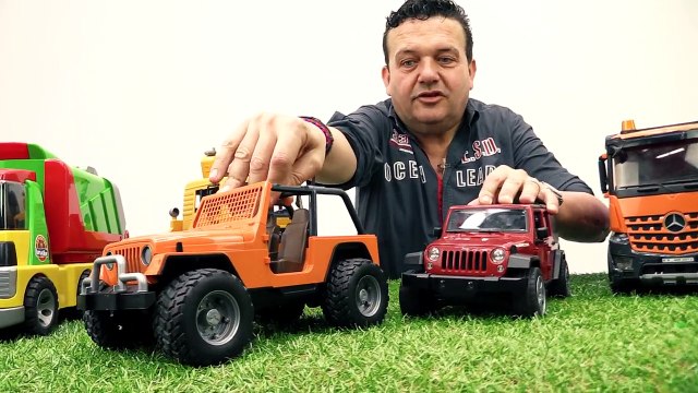 Juegos de coches grandes. Camiones de juguete. Vídeos para niños