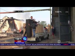 Descargar video: Pabrik Pengolahan Kayu Terbakar, Petugas Damkar Sulit Memadamkan Api - NET10