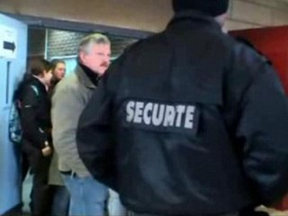 Reprise des cours malgré la surveillance des vigiles