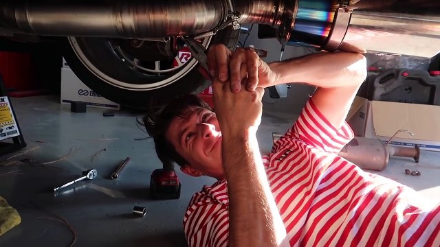 LOUDEST EXHAUST EVER - HONDA S2000