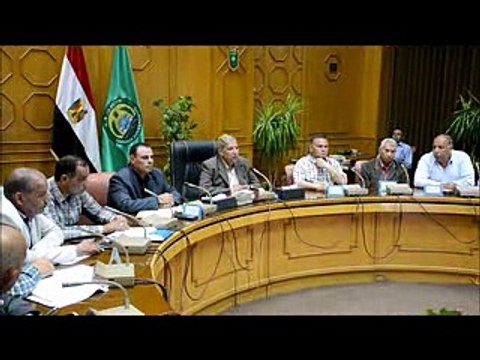 محافظ الإسماعيلية يوجه بسرعة صياغة الآليات التنفيذية لتطوير منظومة النظافة