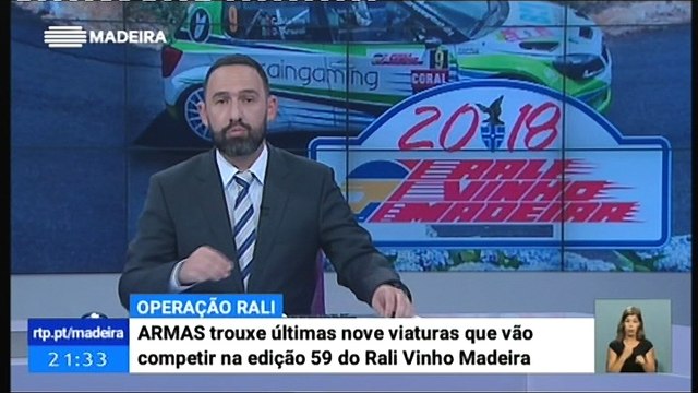 Chegada dos carros do Rali Vinho Madeira no Porto do Funchal