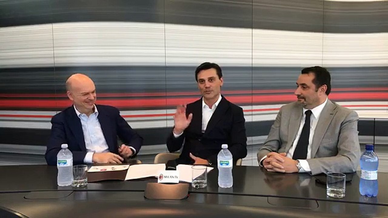 Il rinnovo del contratto di Mister Montella live su Facebook