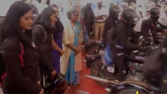 6 Women Bikers embarks expedition from Kochi to Delhi | Oneindia News