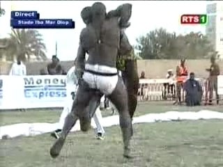 Combat de lutte Moussa Ndoye contre Imposer