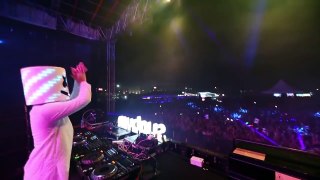 Marshmello surprises with Chaiyya Chaiyya Sunburn Arena Hyderabad