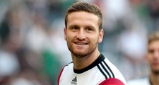 Galatasaray, Mustafi Transferi İçin Arsenal'dan Haber Bekliyor