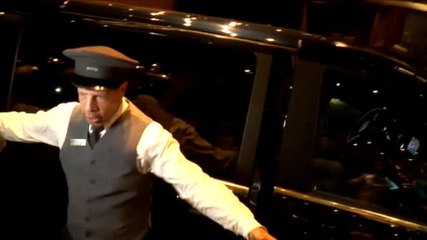 لقطة: كرة قدم: هيغواين يصل إلى ميلان متحمّسًا "للمغامرة الجديدة