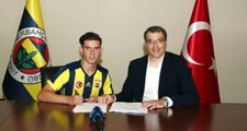 Fenerbahçe Ferdi Kadıoğlu ve Berke Özer'i Avrupa Kadrosuna Yazmayacak