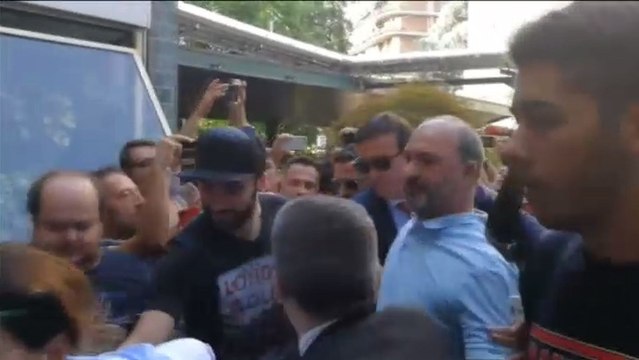 Gonzalo Higuaín ya es nuevo jugador del AC Milan