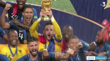 Il y a un mois, nous étions champions du monde - ZAPPING ACTU BEST OF DU 15/08/2018