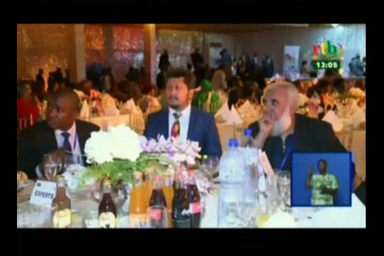 RTB/L’épouse du President de la République a offert un diner à ses hôtes à leur arrivée pour le séminaire de lutte contre le cancer