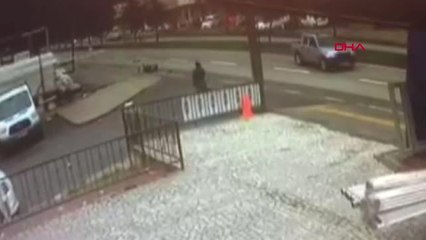 Ordu Kamyonetin Bebek Arabasına Çarptığı Kaza Güvenlik Kamerasında