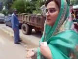 What Happened With Uzma Bukhari when she goes to meet Nawaz Sharif in Jail?