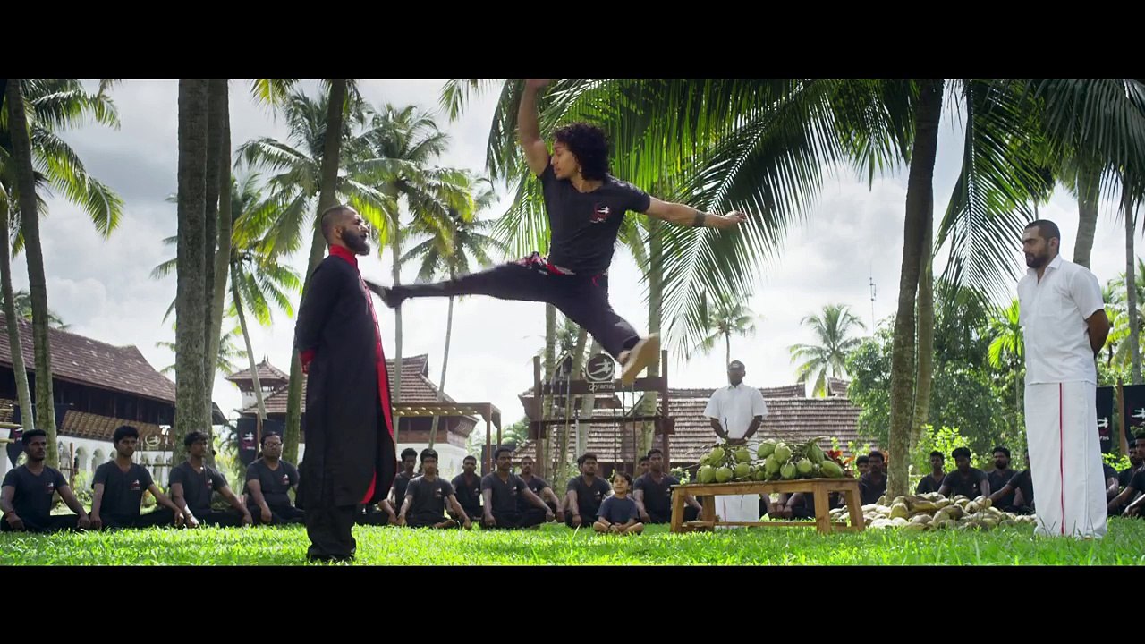 Baaghi 2016 Official Trailer 720p HD