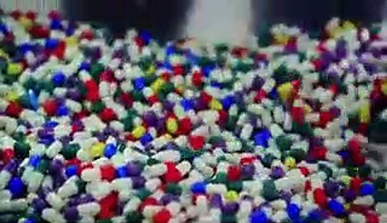 The Doctor Who Gave Drugs S02E02 part 1/2