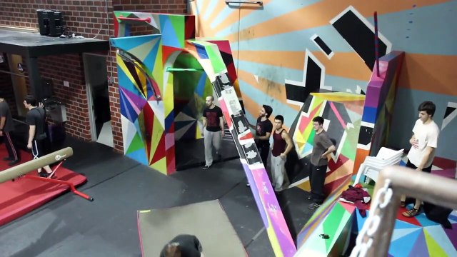 Dubstep Parkour (Freerunning and Gymnastics at Tempest Freerunning Academy)