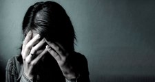 Karaköy'de Dehşet! Genç Kıza Yere Yatırıp Cinsel Tacizde Bulundu, Sivil Polisler Kurtardı