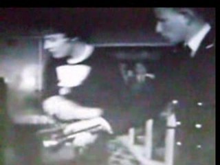 Prise de panique dans une cité spectaculaire-marchande