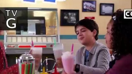 Andi Mack S02E01 Hey, Who Wants Pizza