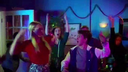 Bizaardvark S02E04 Paige Bugs Out