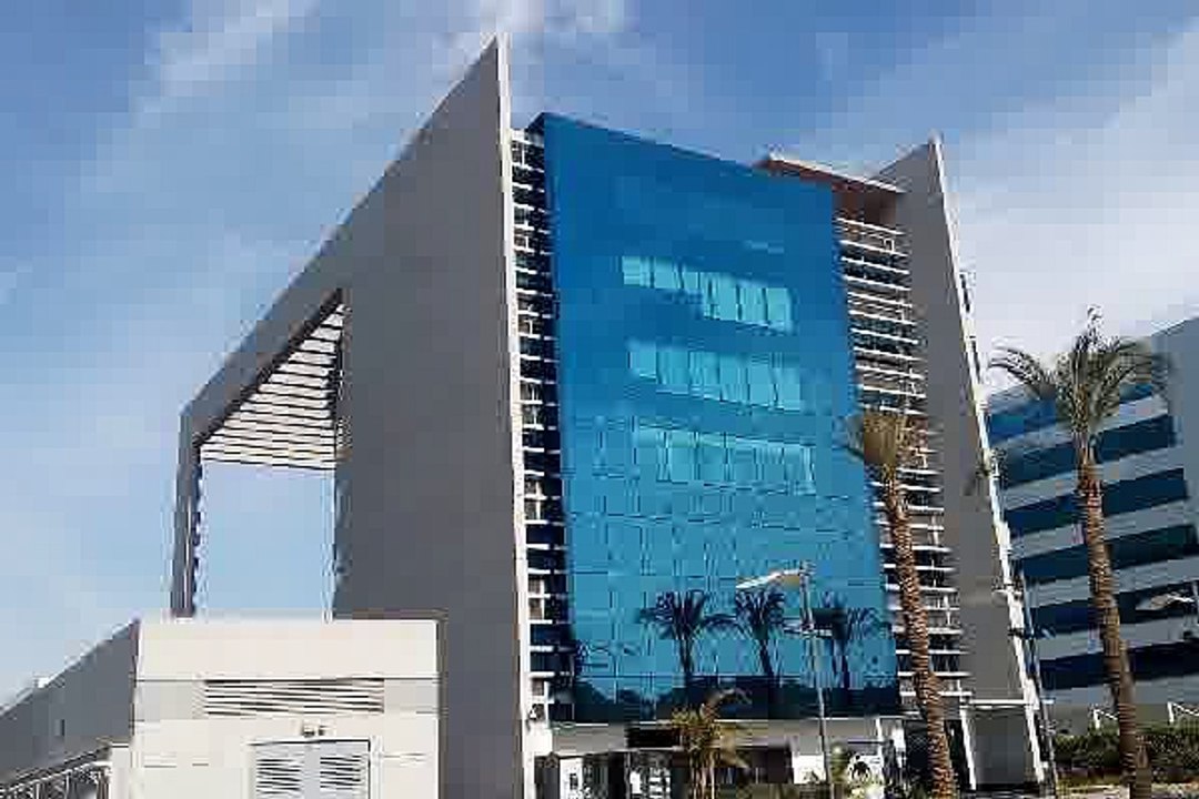 مكاتب ادارية بشارع التسعين القاهرة الجديدة