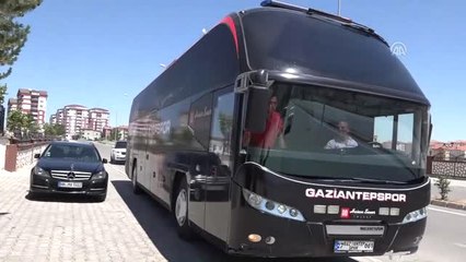 Gaziantepspor'dan Şehit Anne ve Bebeğine Ziyaret