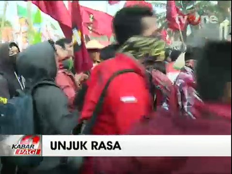 Unjuk Rasa Tuntut Jokowi Mundur Berakhir Bentrok
