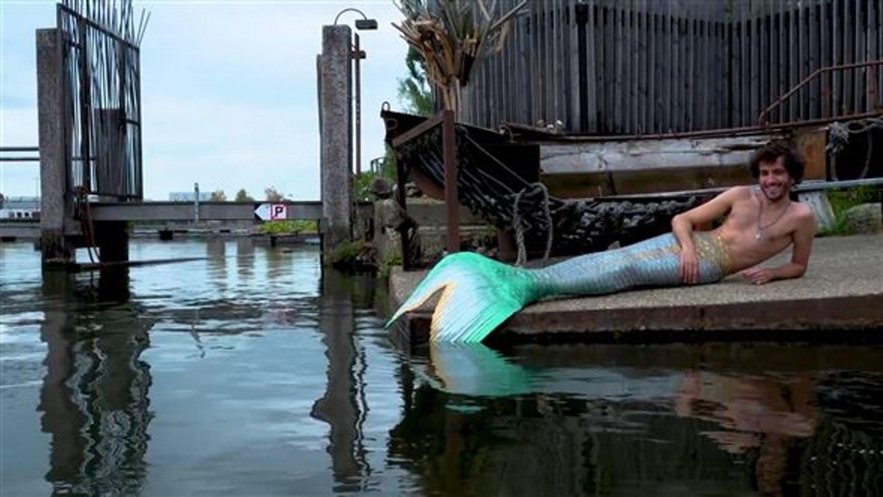 Meermann hyknos: wie ein fisch im wasser